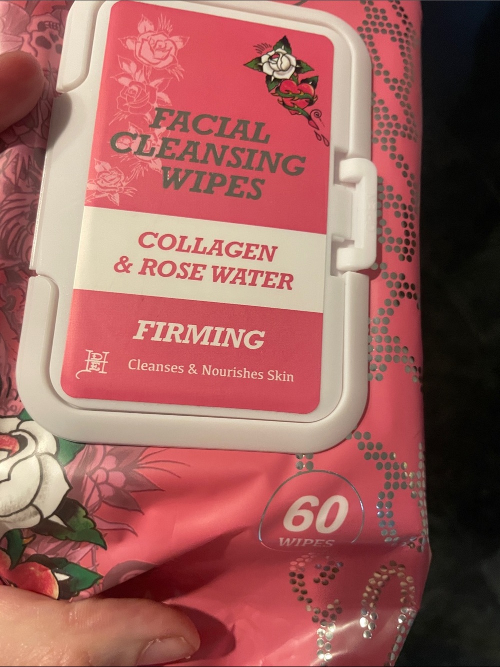 Ed Hardy Collagen and Rose Water Firming wipes - Picture 2 of 4